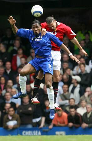 le duel entre didier et rio ferdinand